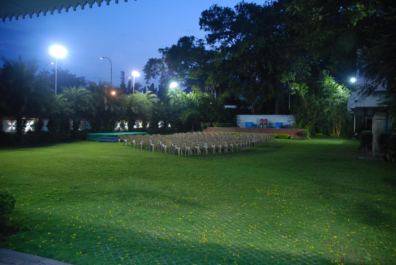 New Woodlands Hotel Chennai Exterior foto