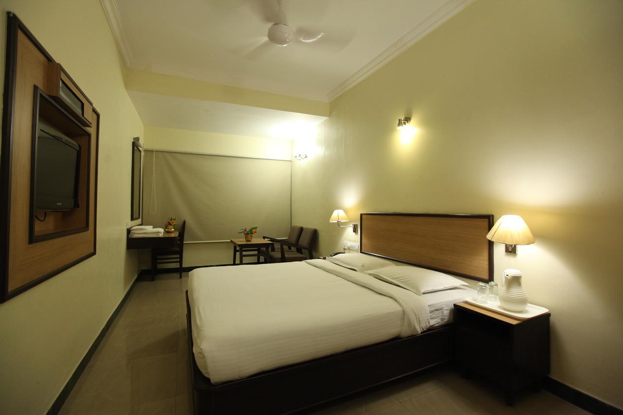 New Woodlands Hotel Chennai Exterior foto
